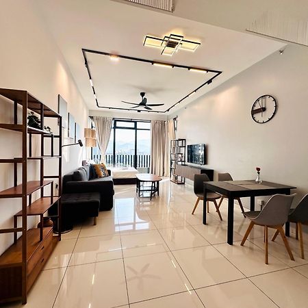 New Georgetown Instagramable 2Br Homestay For 10Pax 无敌美景两房民宿 Beacon Executive Suite Eksteriør billede