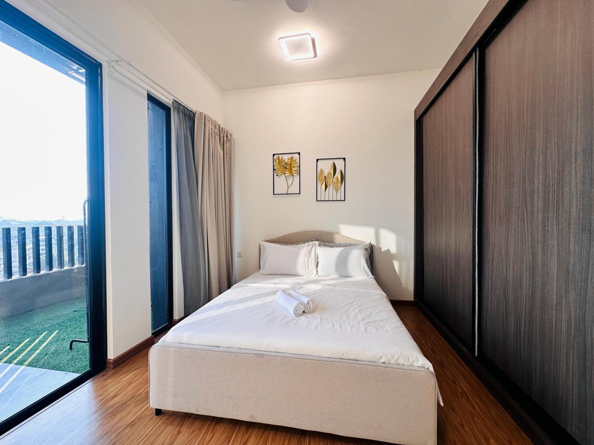 New Georgetown Instagramable 2Br Homestay For 10Pax 无敌美景两房民宿 Beacon Executive Suite Eksteriør billede