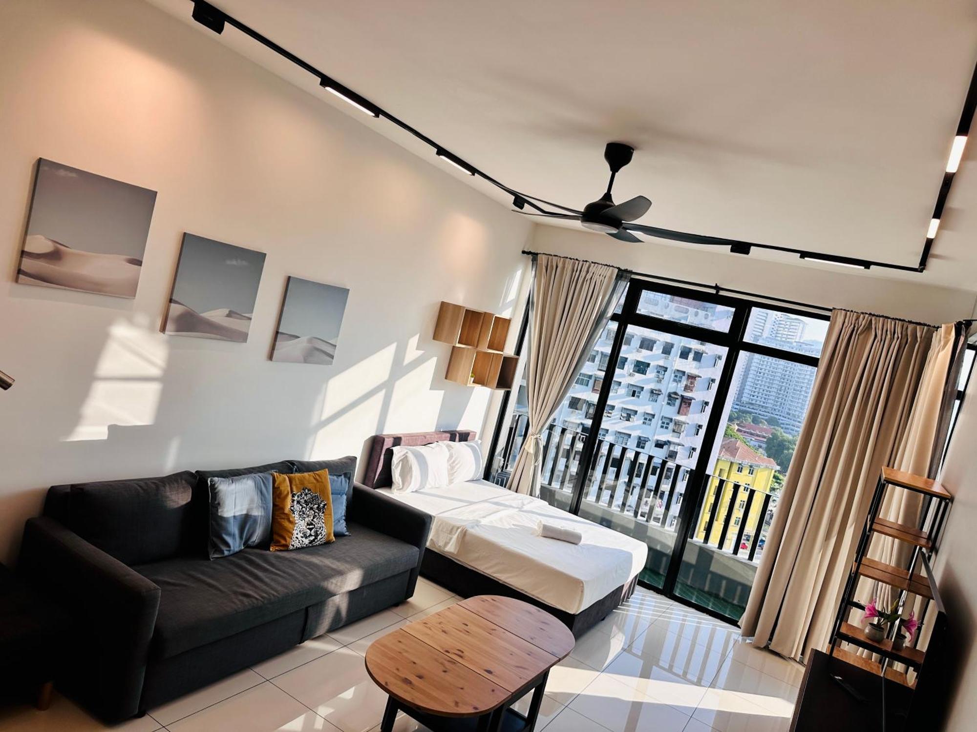 New Georgetown Instagramable 2Br Homestay For 10Pax 无敌美景两房民宿 Beacon Executive Suite Eksteriør billede