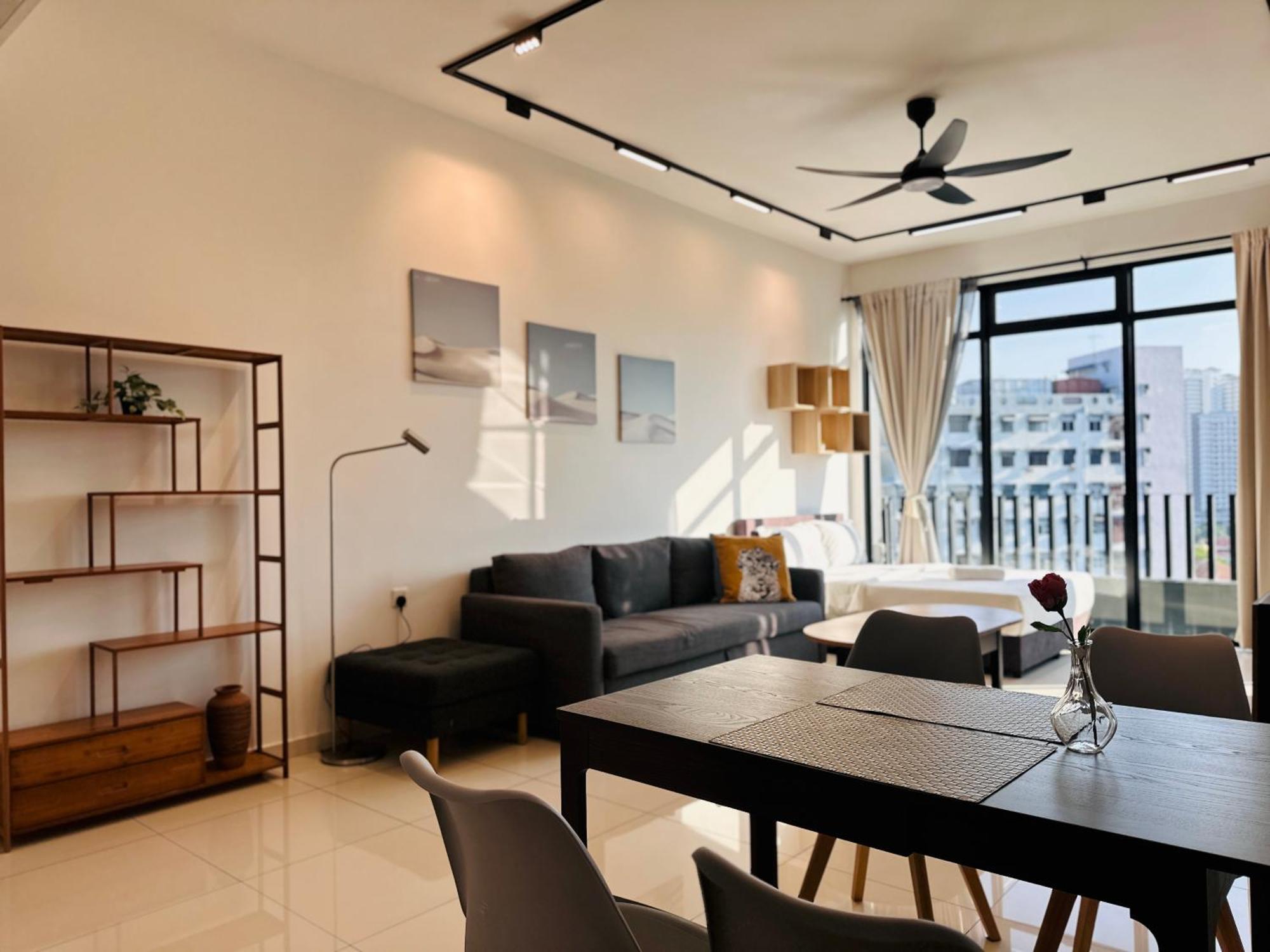 New Georgetown Instagramable 2Br Homestay For 10Pax 无敌美景两房民宿 Beacon Executive Suite Eksteriør billede